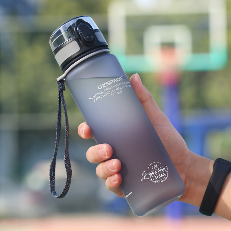 (2.5) Borraccia UZSPACE In Plastica Certificata (da 0.35L a 1L)
