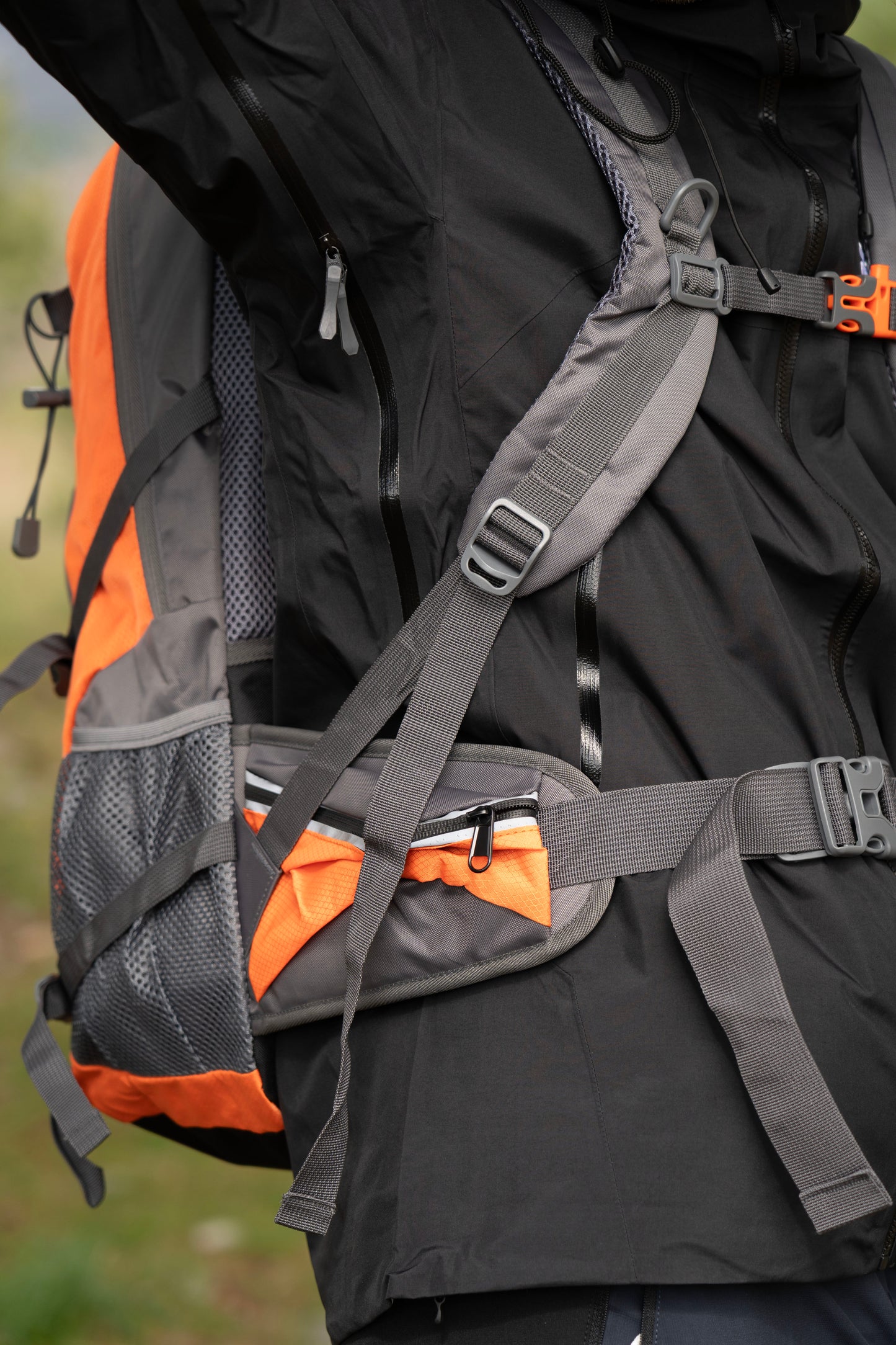 Loricato 40 – Zaino Trekking Ultraleggero 40L